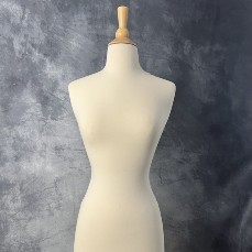 Girl Mannequin